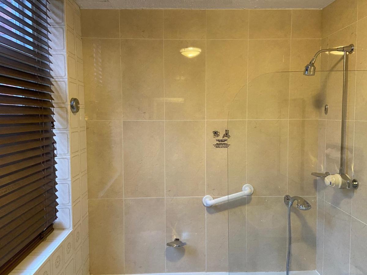 ניוקאסל Caledonian Hotel מראה חיצוני תמונה